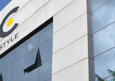 TILE & CARPET BUILDING